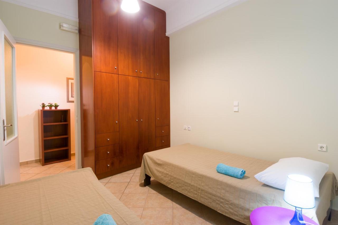 Straight To The Lake View Apartments Agios Nikolaos  Exterior photo
