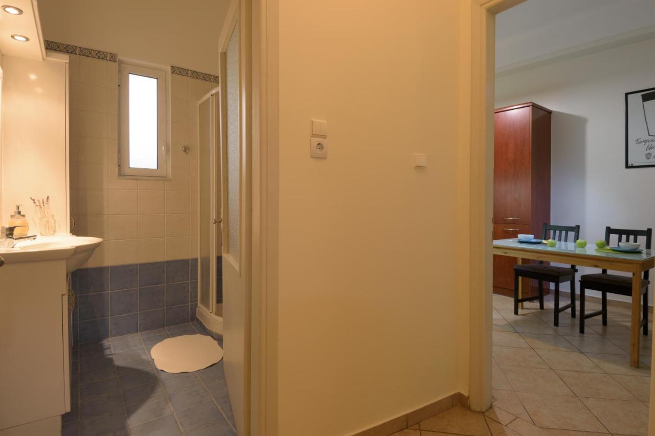 Straight To The Lake View Apartments Agios Nikolaos  Exterior photo